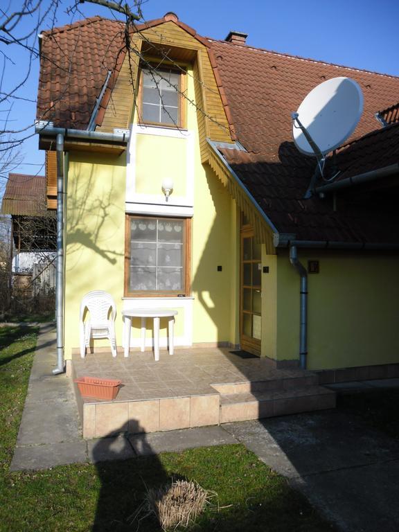 Pension Heidi Lenti Bagian luar foto