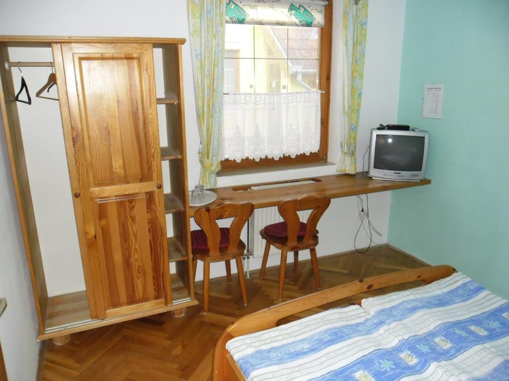 Pension Heidi Lenti Bagian luar foto